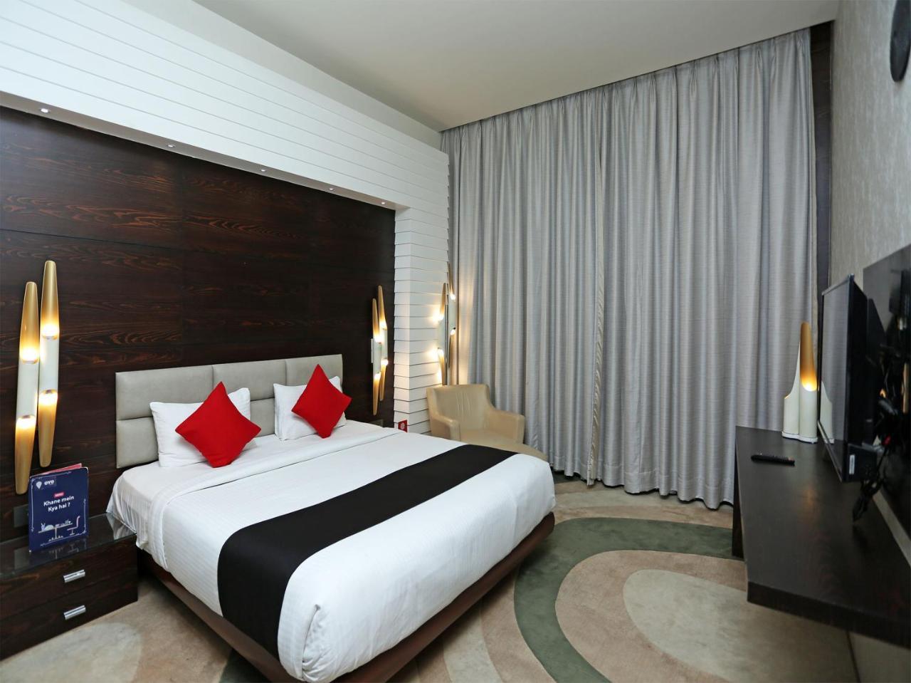 Golden Blossom Imperial Resorts Lucknow Eksteriør bilde
