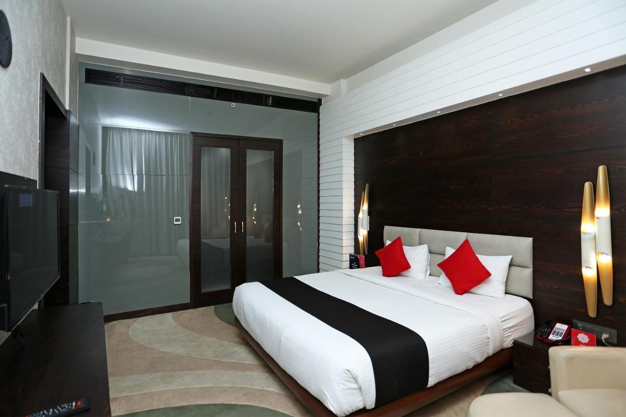 Golden Blossom Imperial Resorts Lucknow Eksteriør bilde