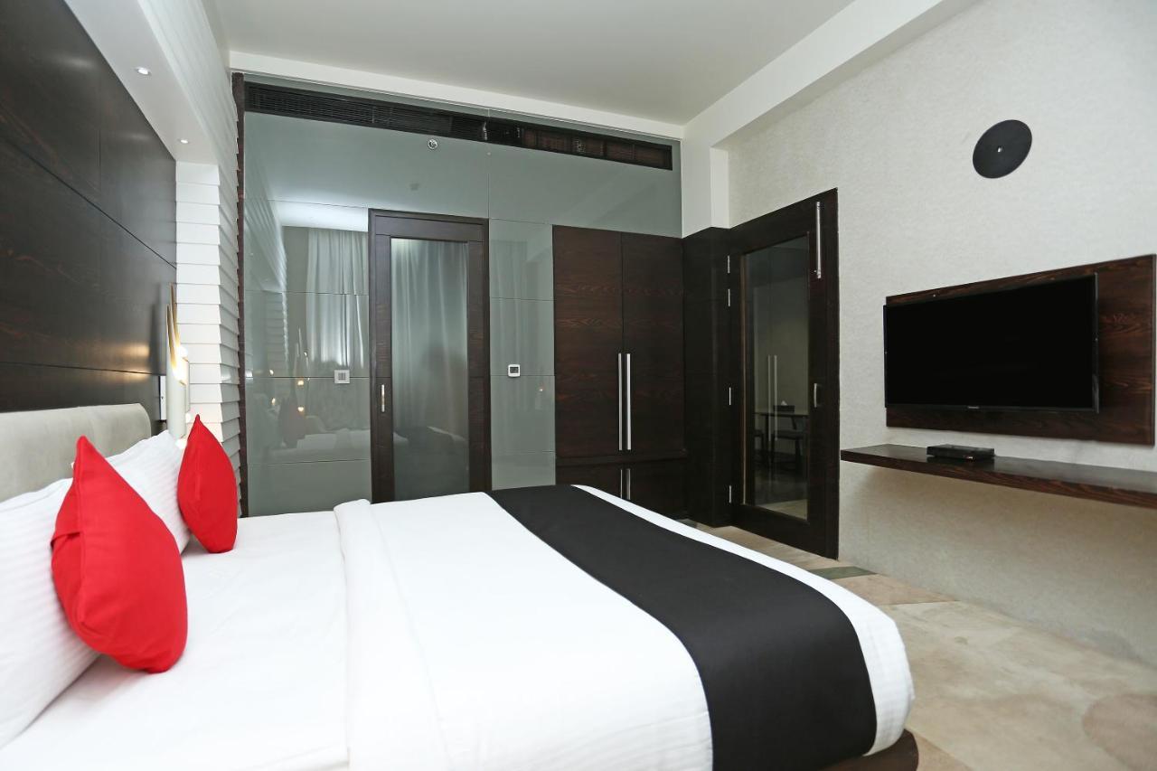 Golden Blossom Imperial Resorts Lucknow Eksteriør bilde