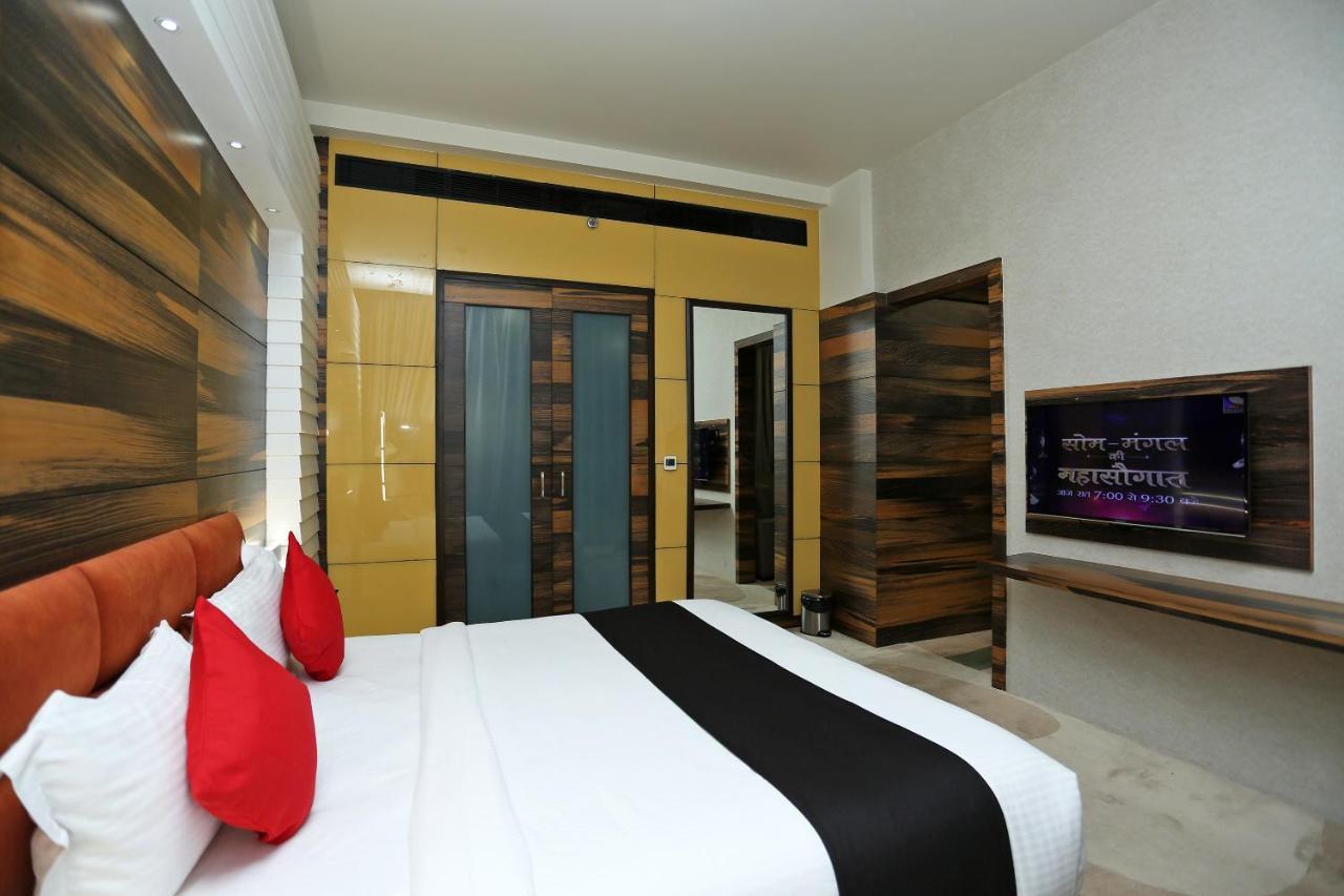 Golden Blossom Imperial Resorts Lucknow Eksteriør bilde